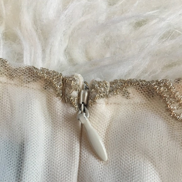 Scalloped Peplum Top - Picture 3 of 8